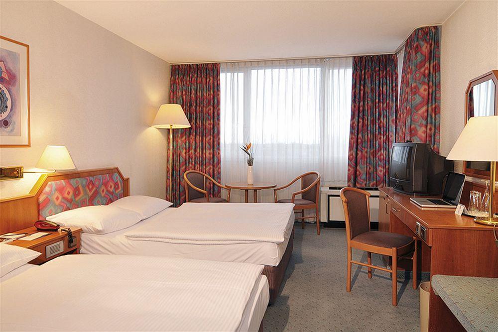 Leoso Hotel Ludwigshafen Kültér fotó