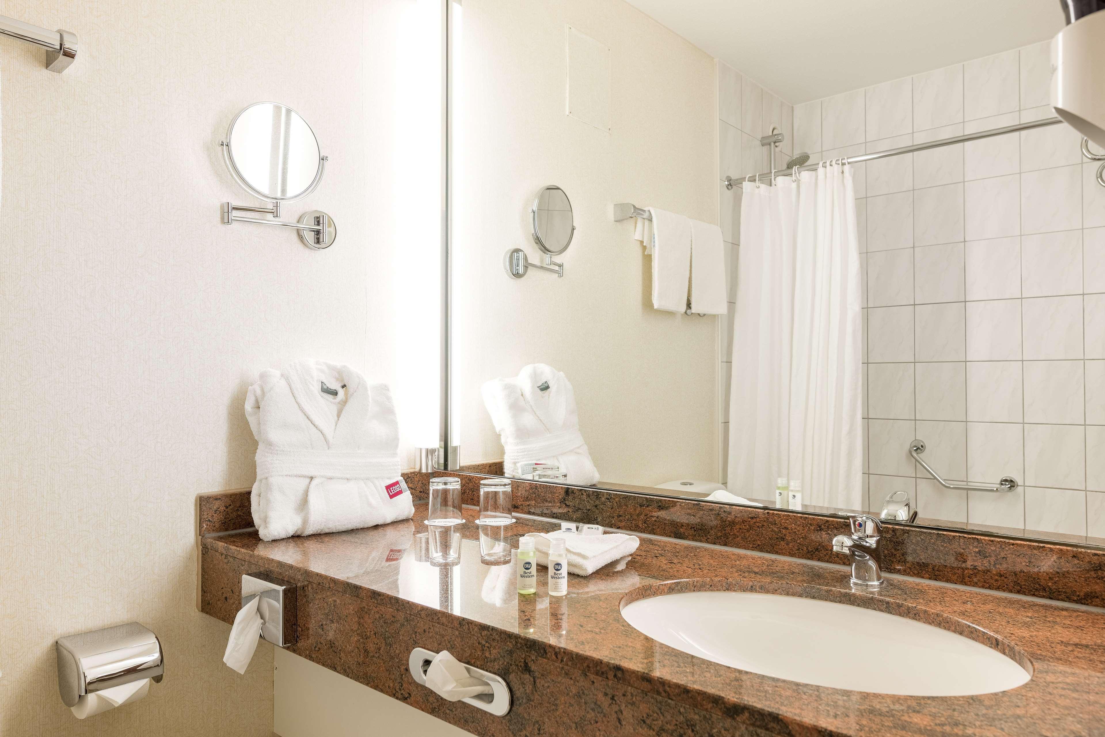 Leoso Hotel Ludwigshafen Kültér fotó
