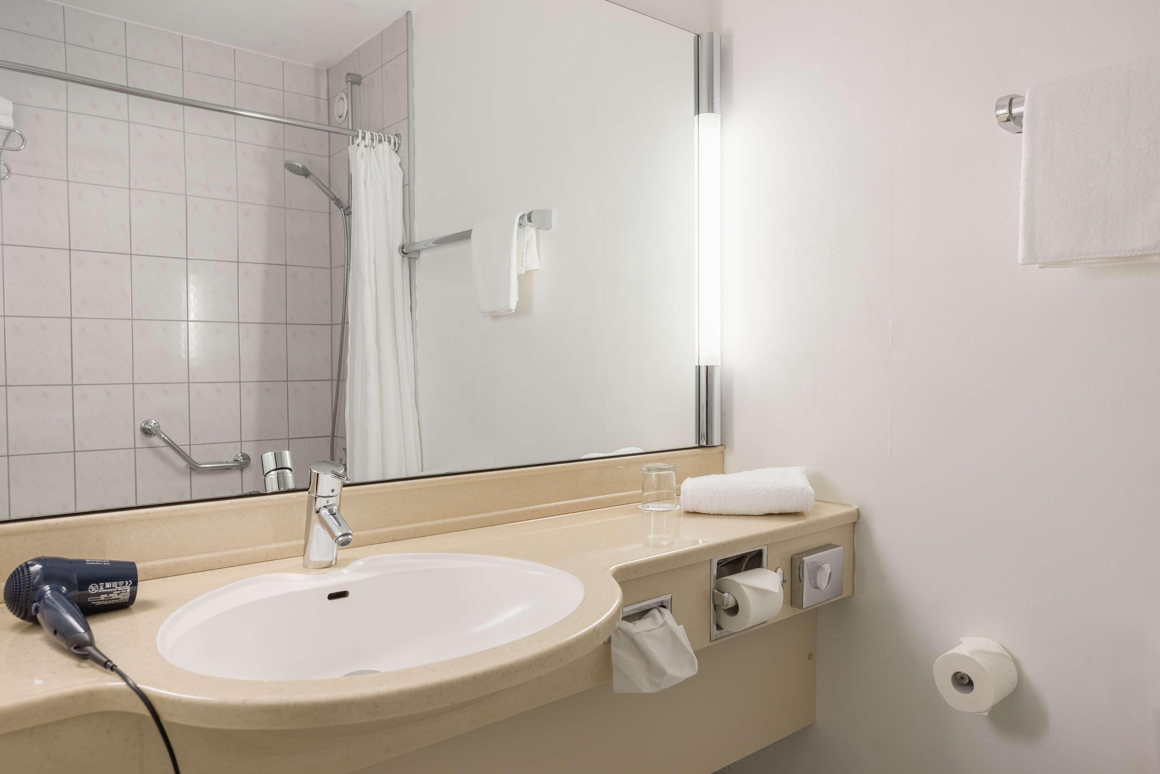Leoso Hotel Ludwigshafen Kültér fotó