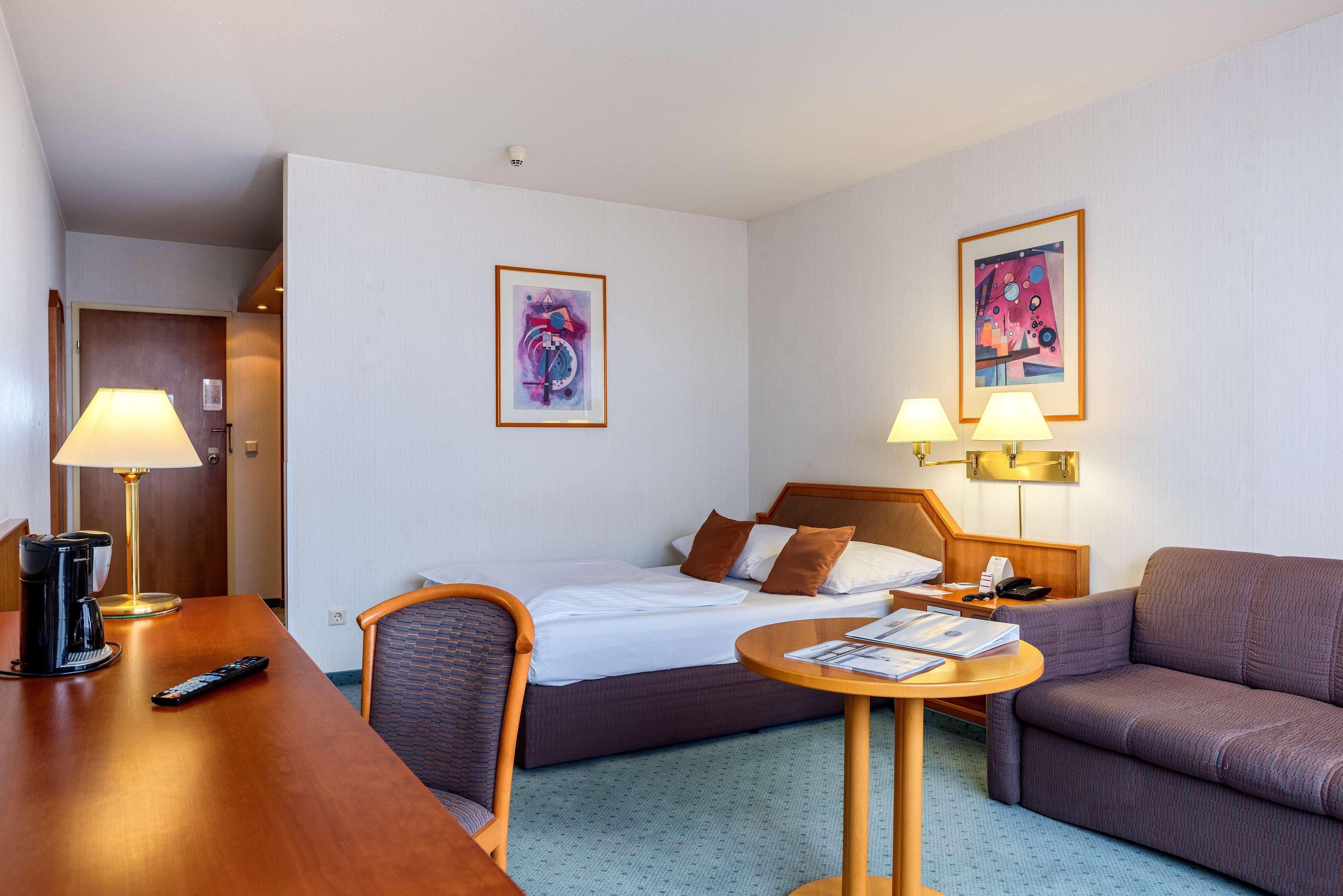Leoso Hotel Ludwigshafen Kültér fotó
