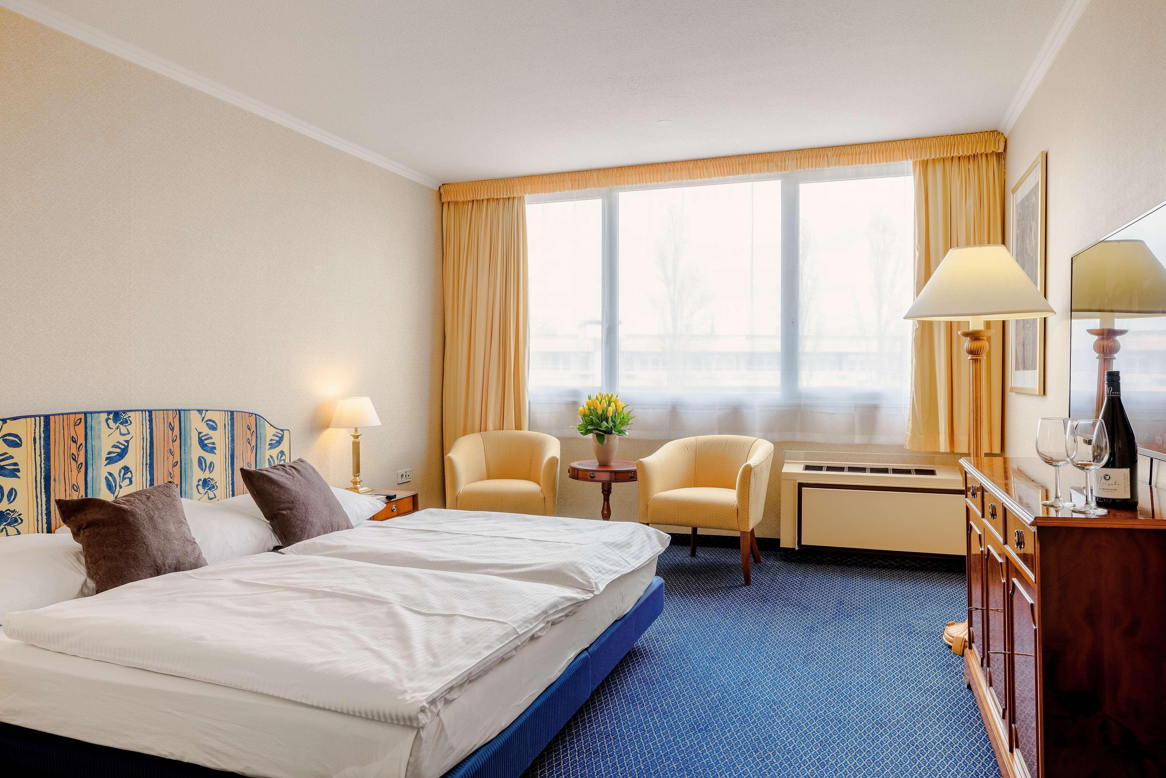 Leoso Hotel Ludwigshafen Kültér fotó